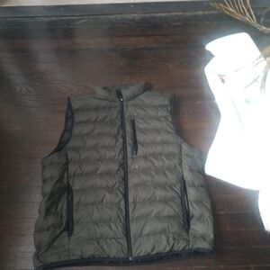 32 Degrees Heat Down Puffer Vest Packable Quilted Lightweight Men's XL Green...